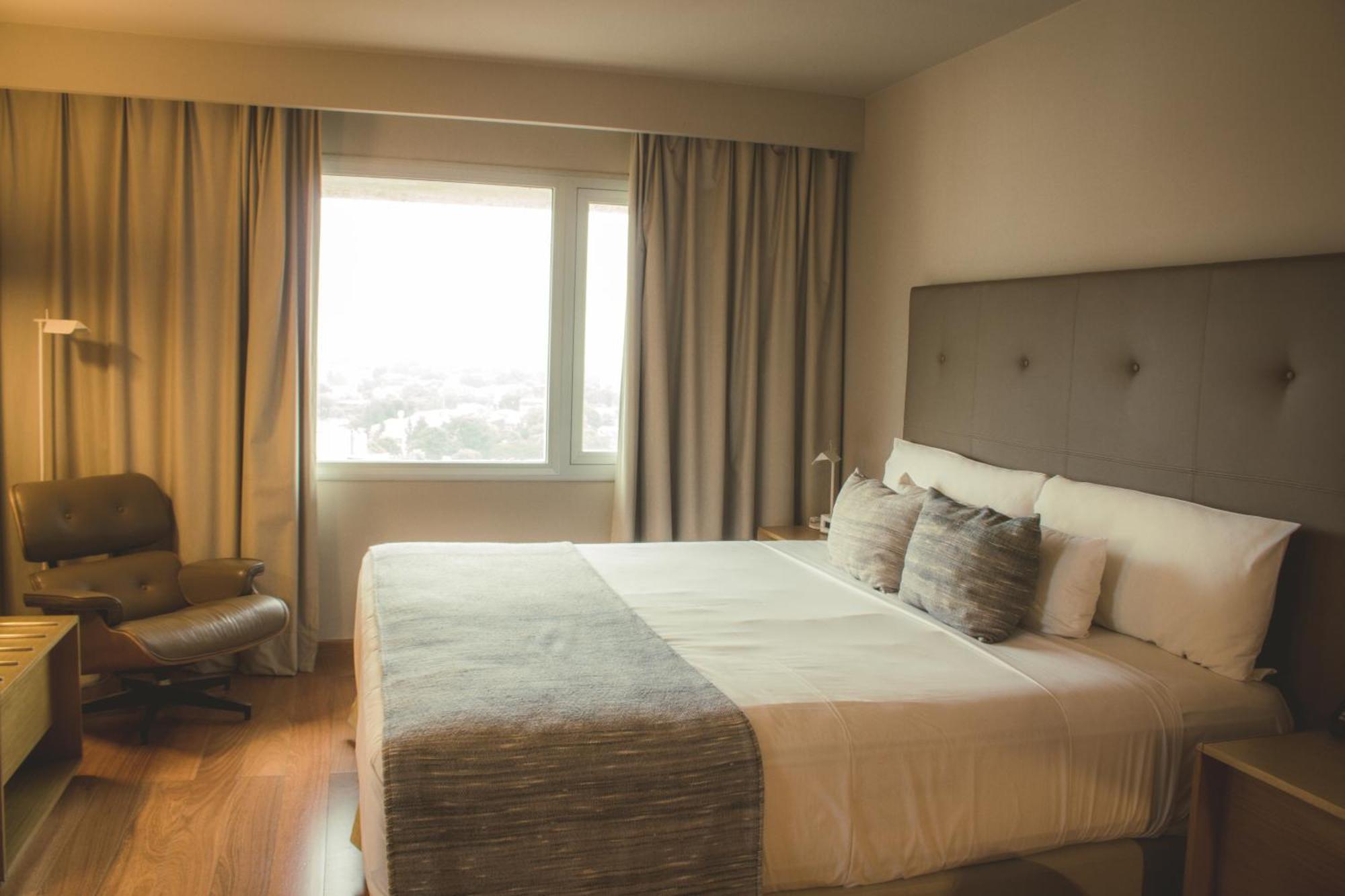 Dazzler By Wyndham Asuncion Hotel Exterior photo